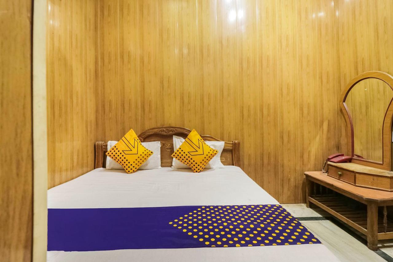 Spot On 65416 Hotel Classic Lucknow Dış mekan fotoğraf