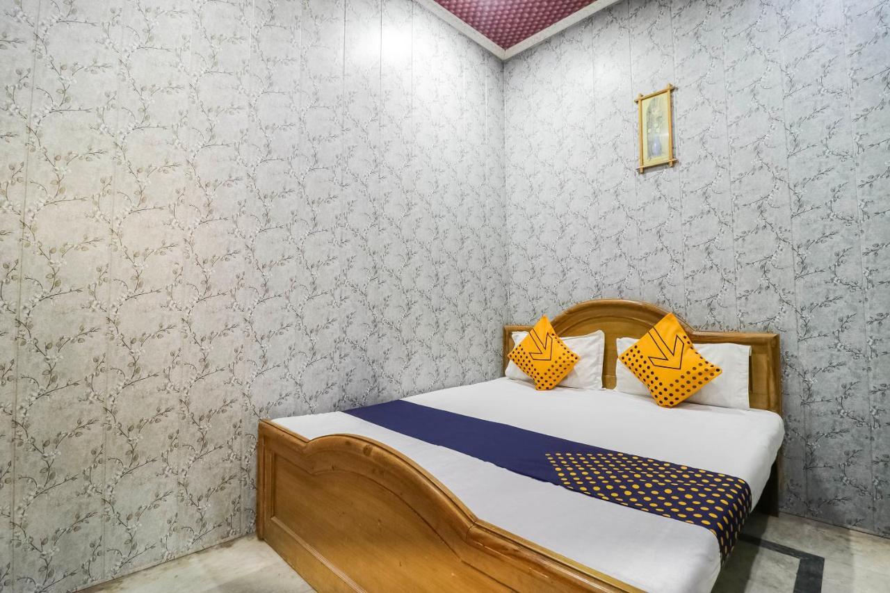 Spot On 65416 Hotel Classic Lucknow Dış mekan fotoğraf