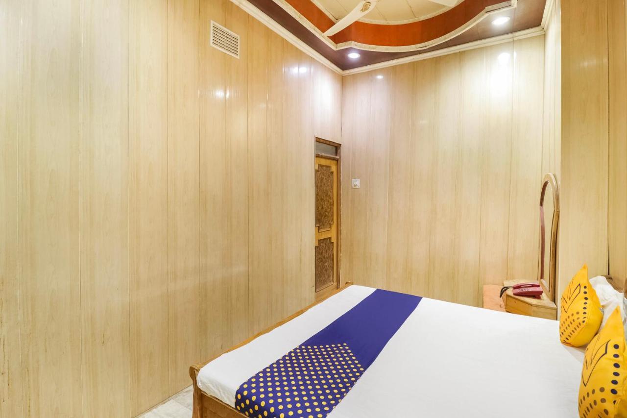 Spot On 65416 Hotel Classic Lucknow Dış mekan fotoğraf